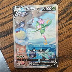 Pokemon Hisuian Lilligant V Green Pink Blue Holo Card